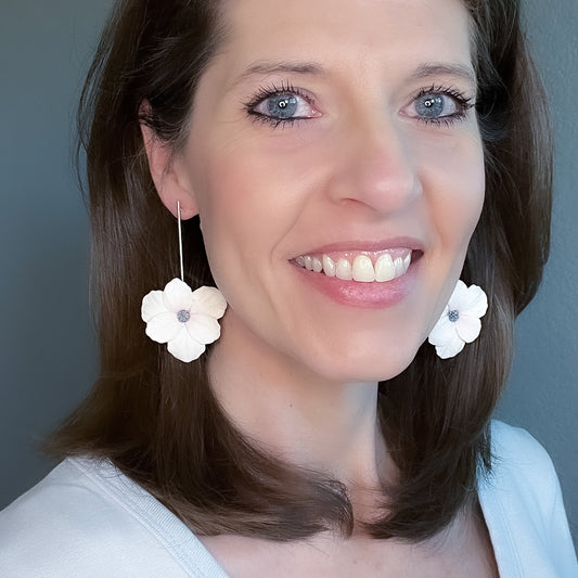 Blended White and Pink Flower Earring