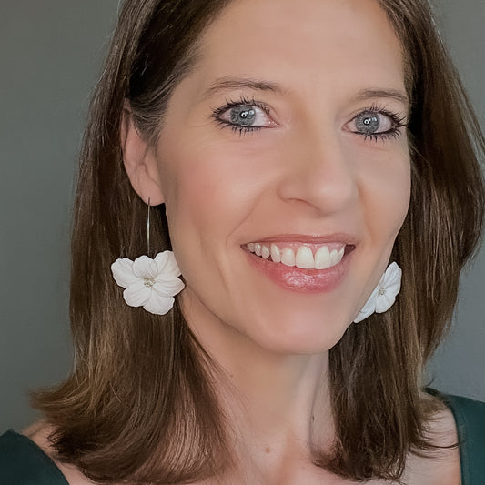 Large Bright White Flower "Snow-White Symphony" Earring