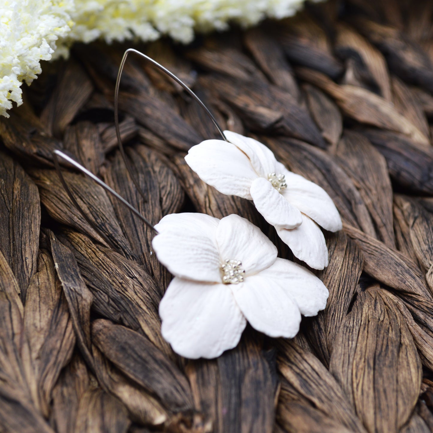 Large Bright White Flower "Snow-White Symphony" Earring